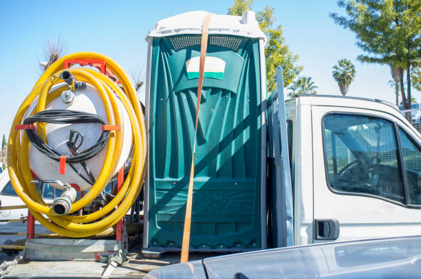 Portable Toilet Options We Offer in Dellwood, MN